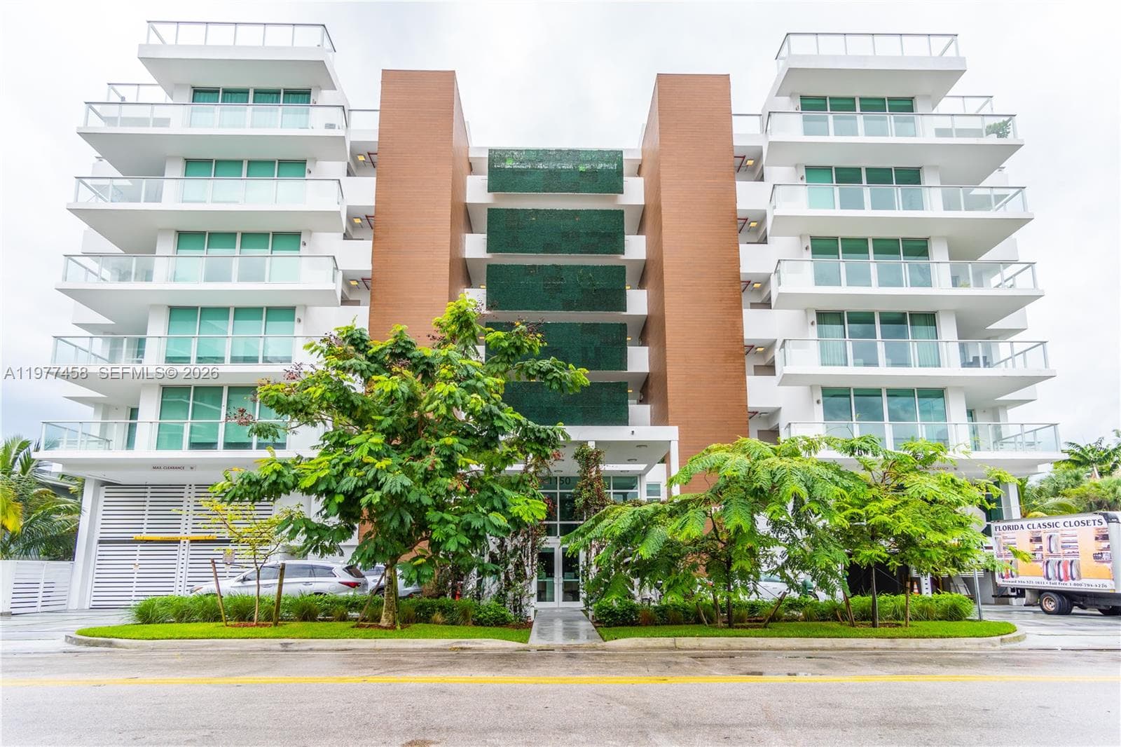 1150 102nd St # 702, Bay Harbor Islands FL 33154 — 2