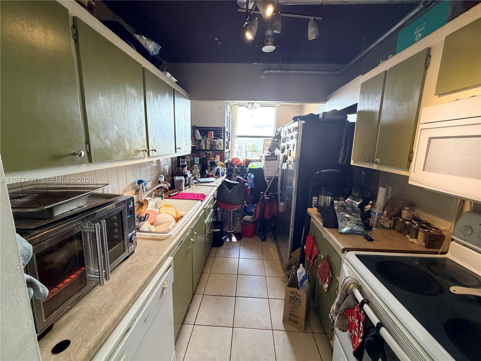 1470 NE 123rd St # A1116, North Miami FL 33161 — 3