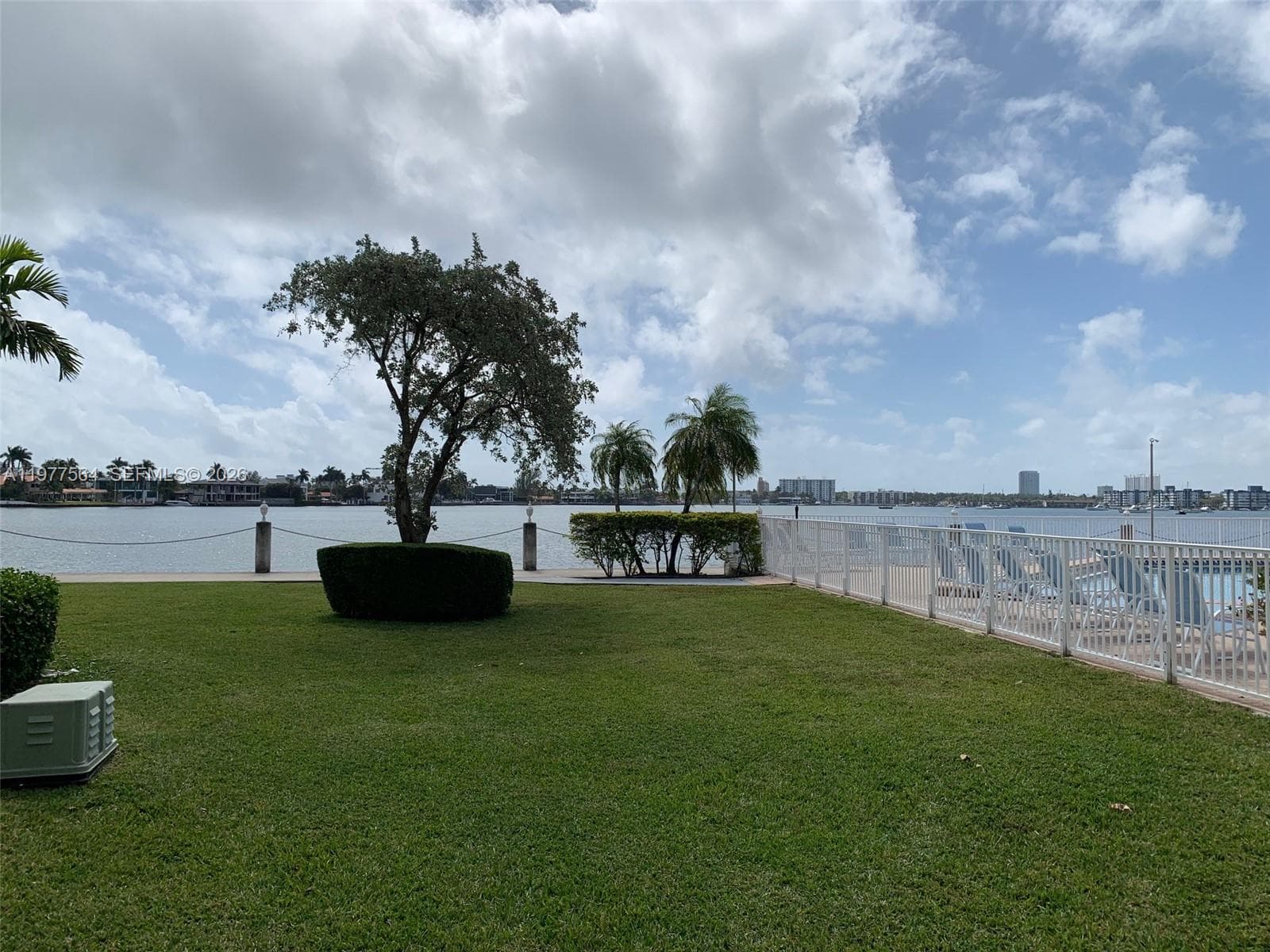 3010 Marcos Dr # R105, Aventura FL 33160 — 26