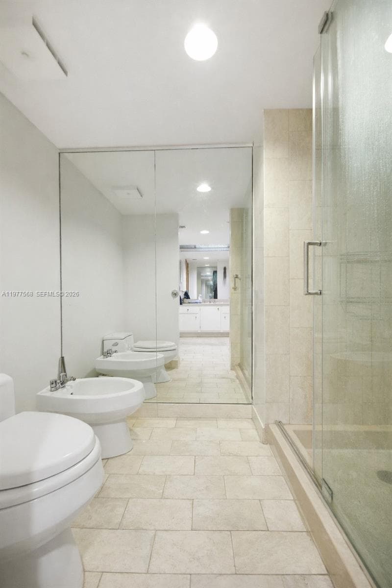 1717 N Bayshore Dr # 3354, Miami FL 33132 — 23