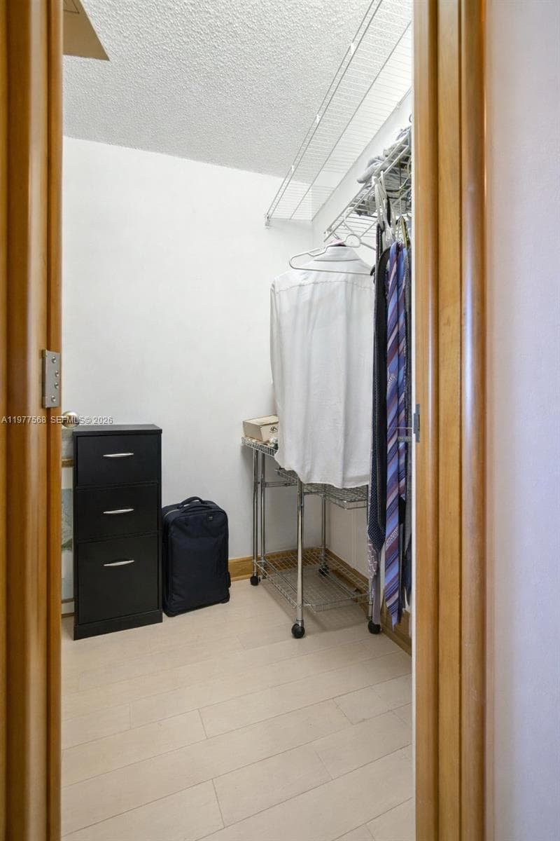 1717 N Bayshore Dr # 3354, Miami FL 33132 — 20