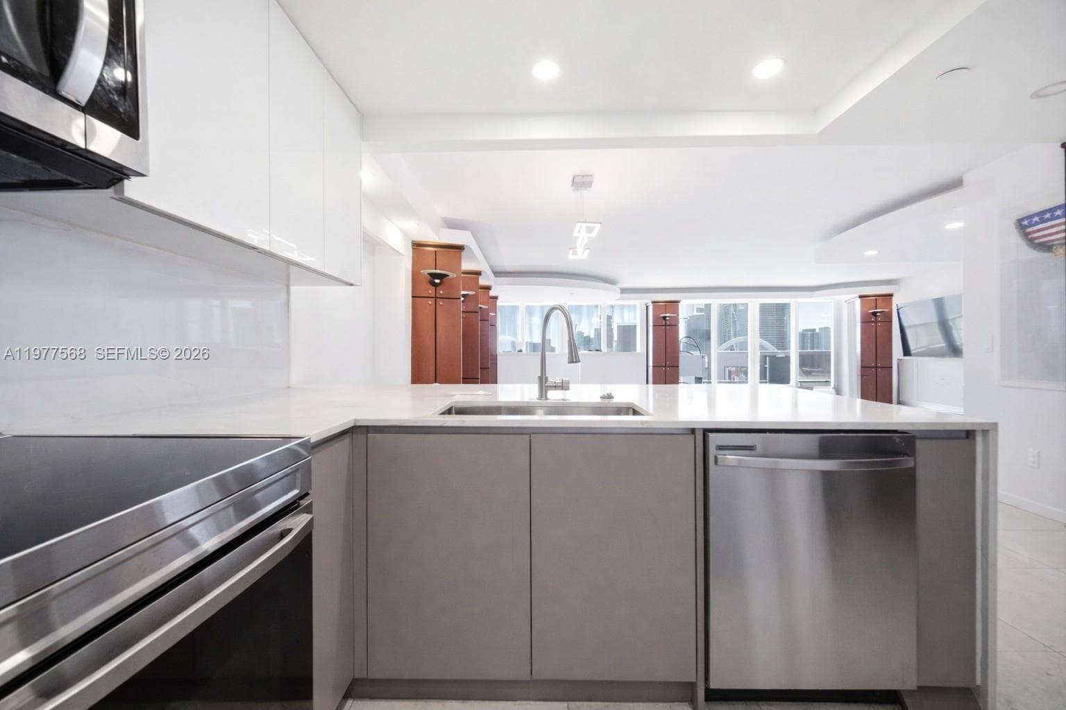 1717 N Bayshore Dr # 3354, Miami FL 33132 — 4