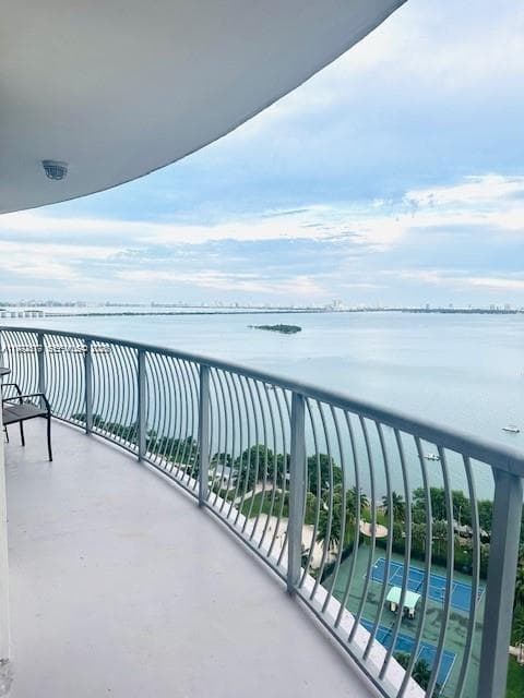1750 N Bayshore Dr # 2302, Miami FL 33132 — 2