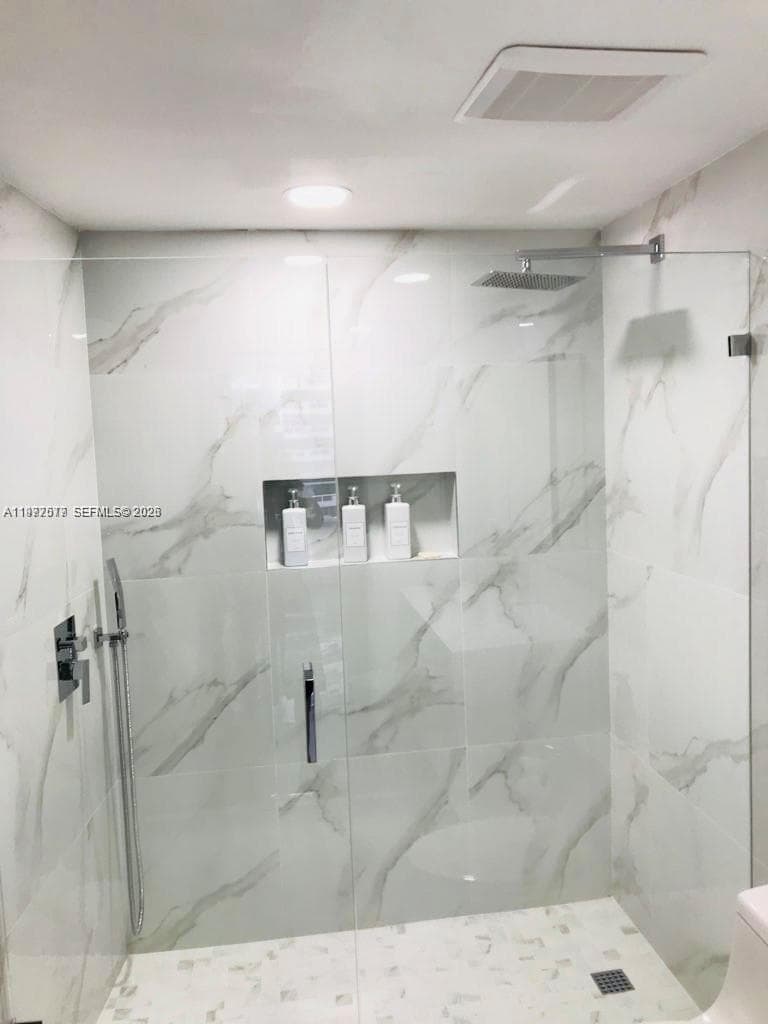 1750 N Bayshore Dr # 2302, Miami FL 33132 — 22