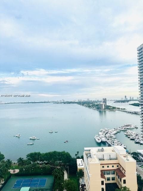 1750 N Bayshore Dr # 2302, Miami FL 33132 — 10