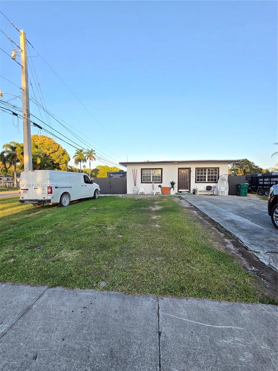 345 NW 5th Ave, Florida City FL 33034 — 1