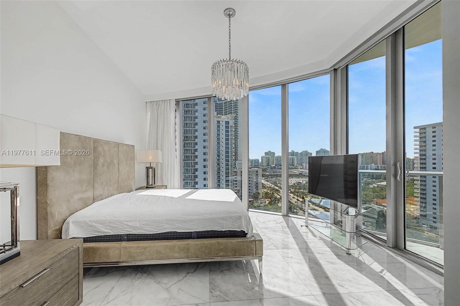 17475 Collins Ave # 904, Miami Beach FL 33160 — 17
