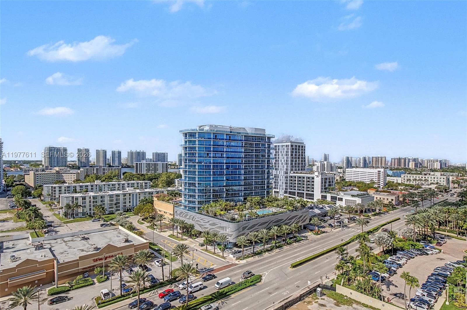 17475 Collins Ave # 904, Miami Beach FL 33160 — 32