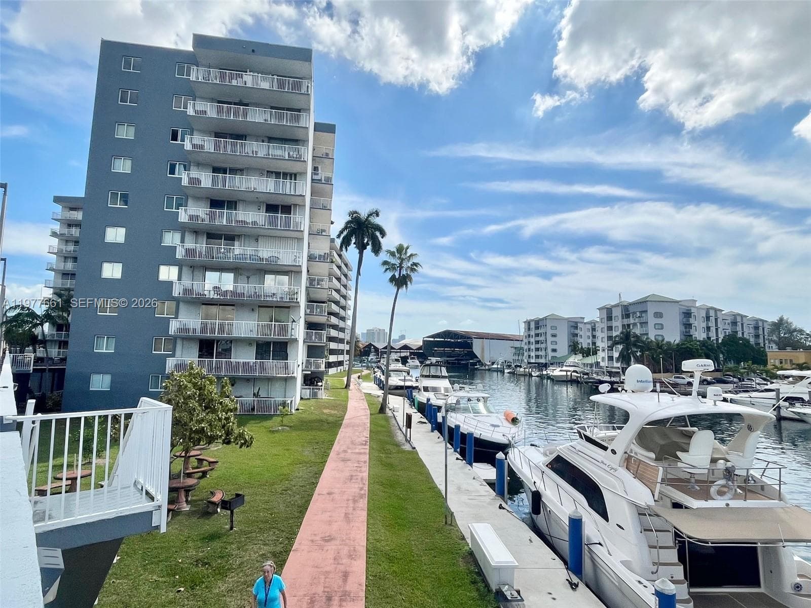 1800 NW 24th Ave # 219, Miami FL 33125 — 27