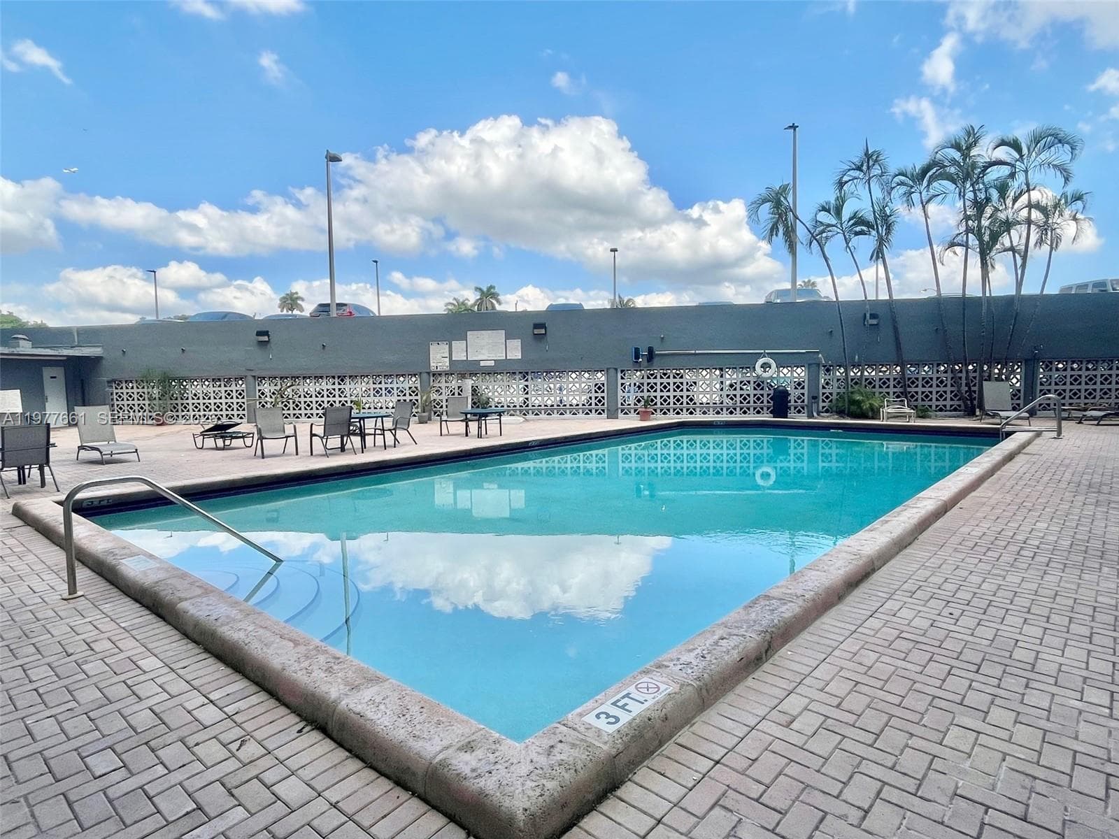 1800 NW 24th Ave # 219, Miami FL 33125 — 29