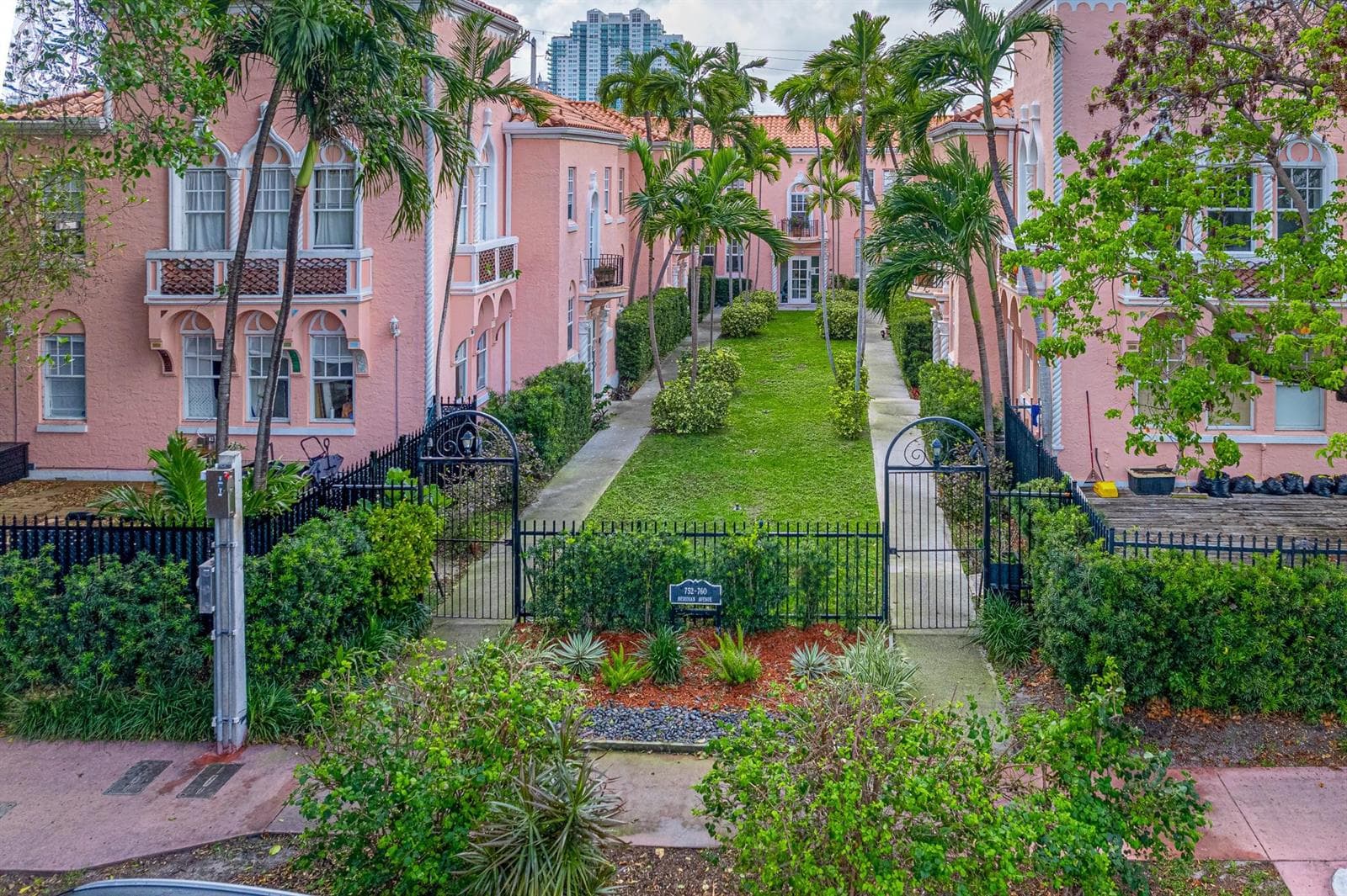758 Meridian Avenue # 8, Miami Beach FL 33139 — 23