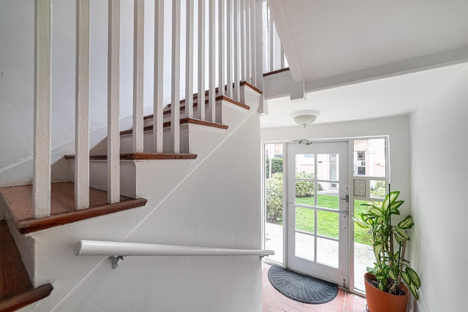 758 Meridian Avenue # 8, Miami Beach FL 33139 — 3