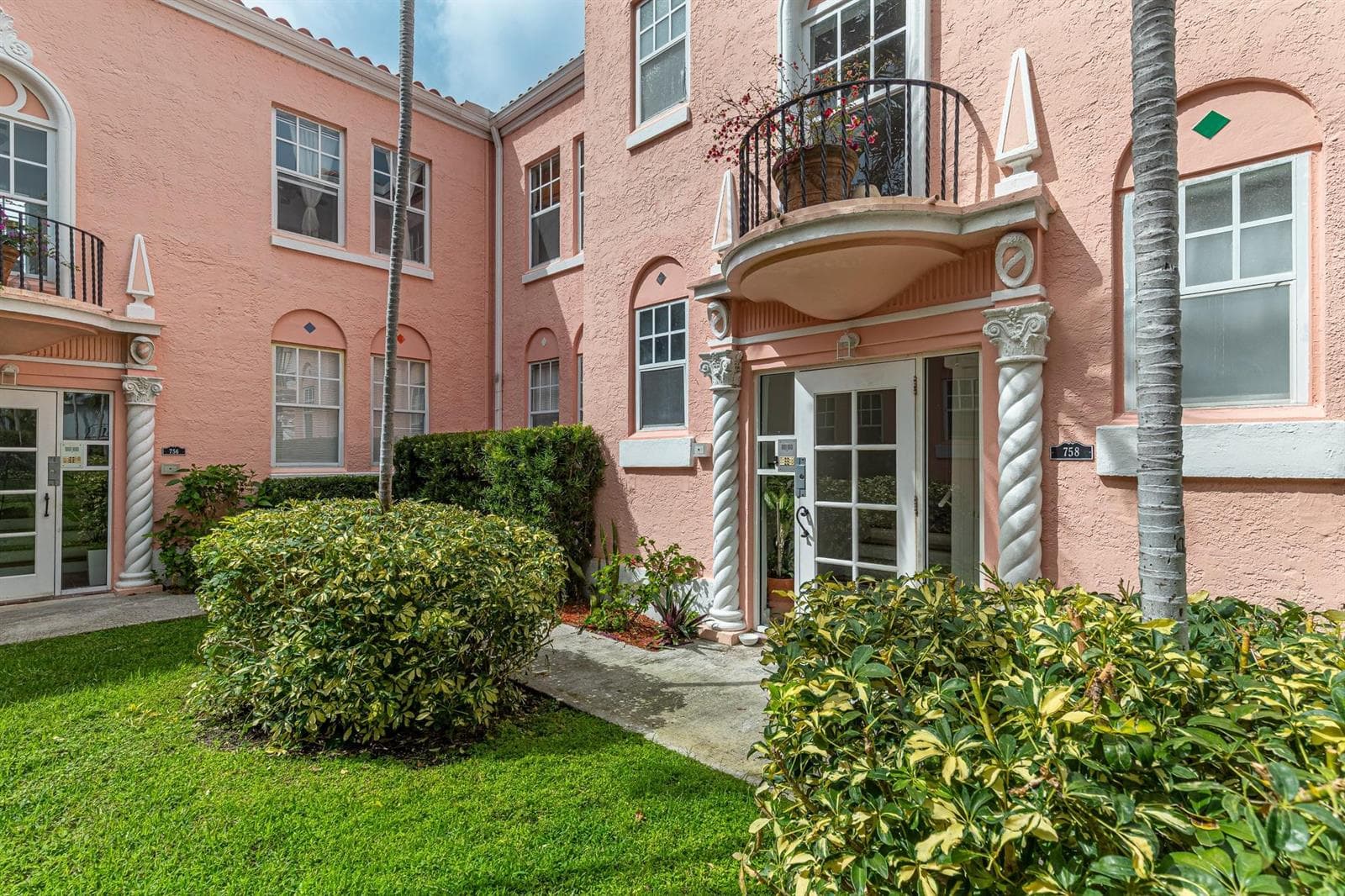 758 Meridian Avenue # 8, Miami Beach FL 33139 — 25
