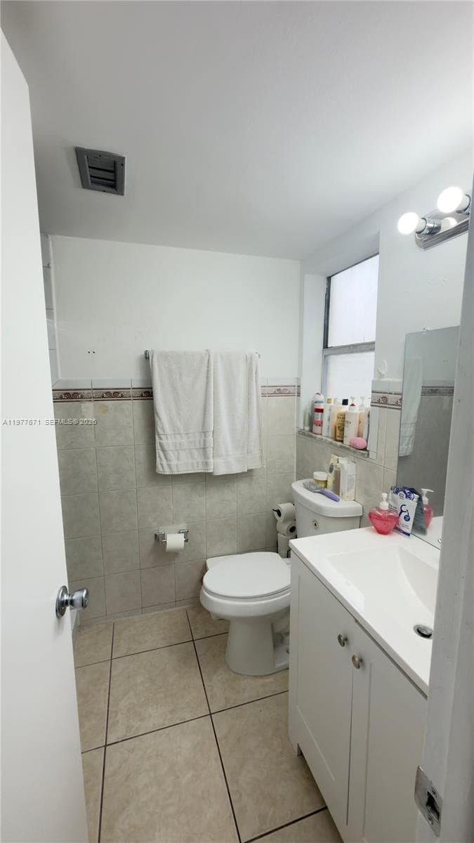 11925 NE 2nd Ave # B207, North Miami FL 33161 — 11