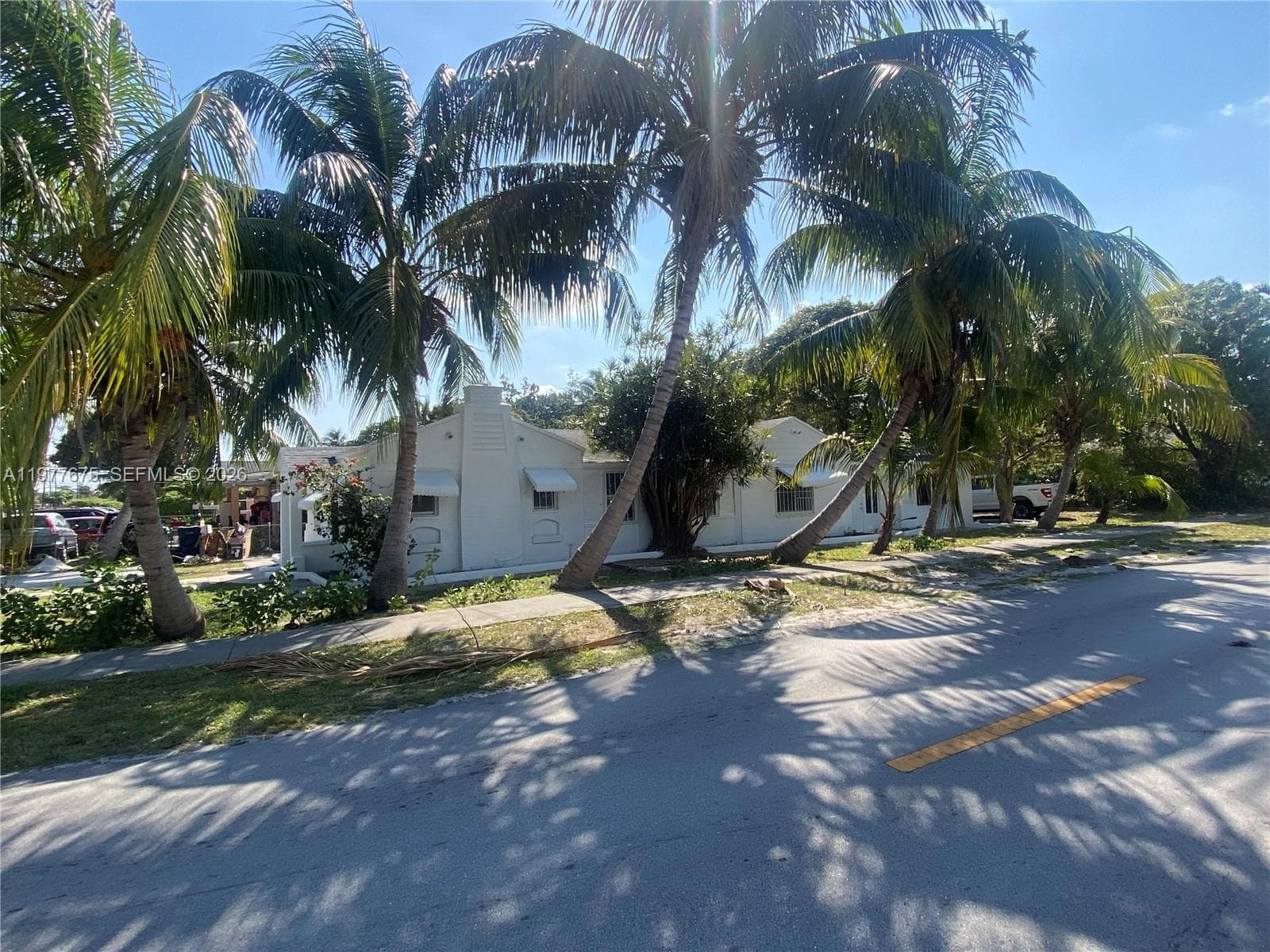 894 NW 108th St # 1, Miami FL 33168 — 6