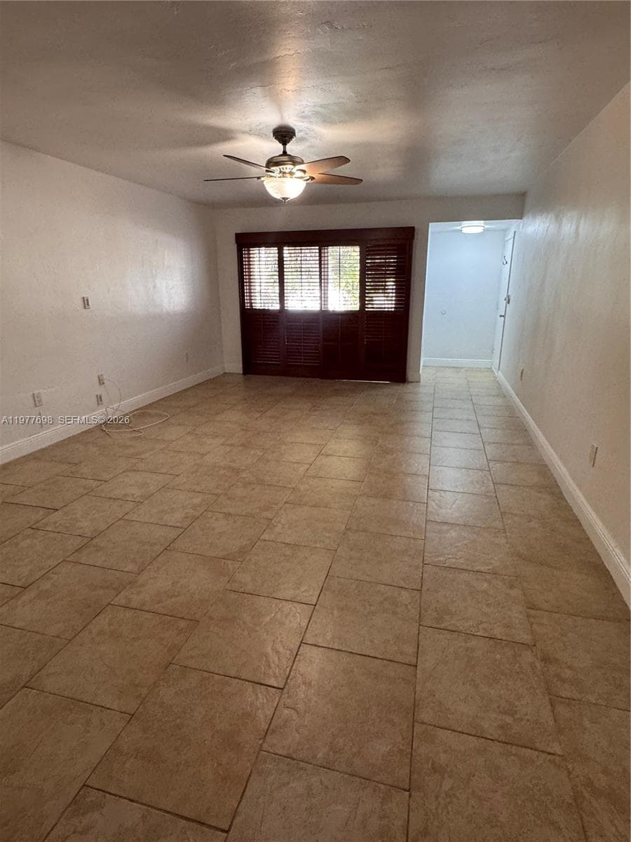 9392 SW 77th Ave # E5, Miami FL 33156 — 6