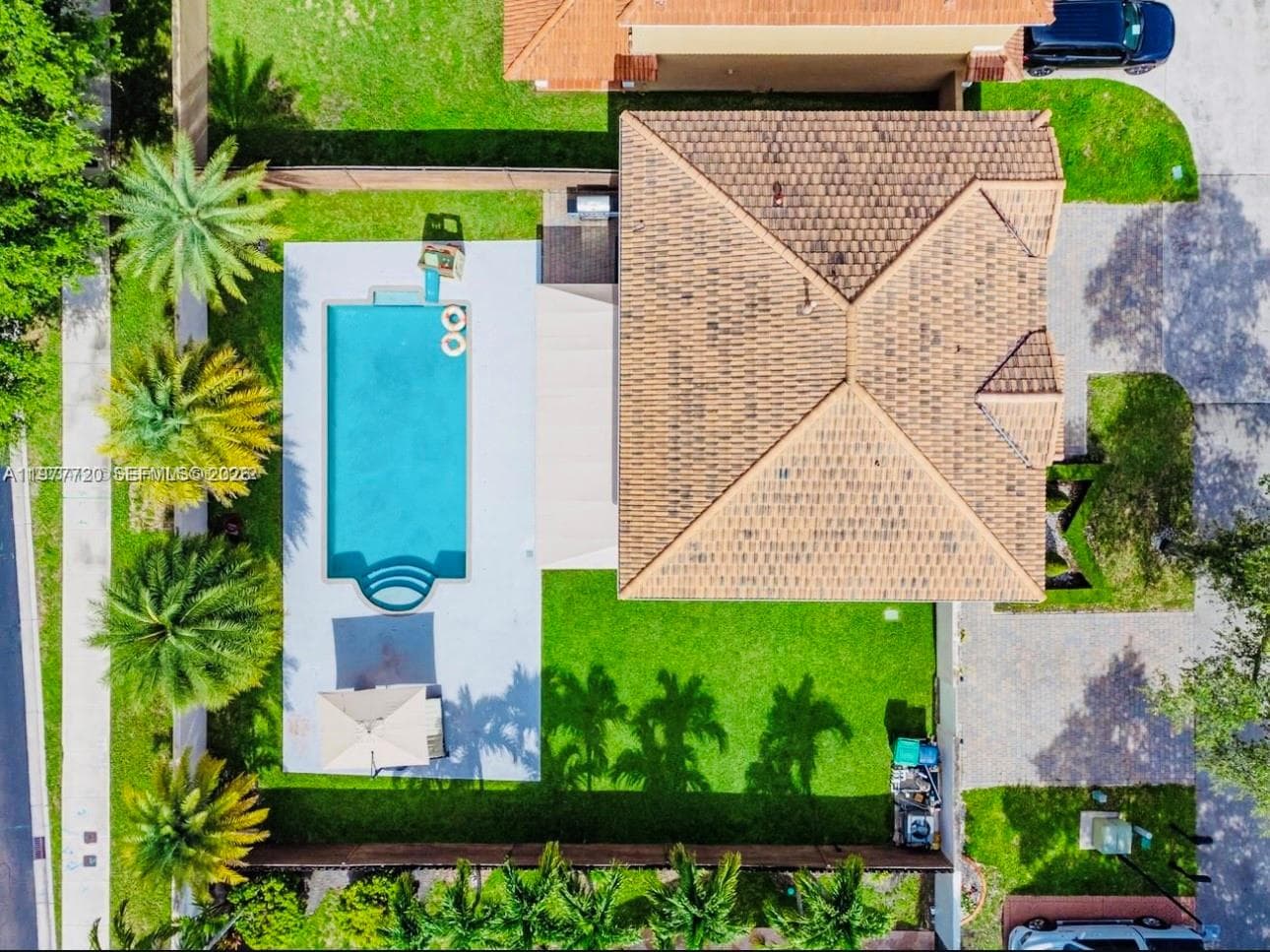 8826 NW 189th Ter, Hialeah FL 33018 — 5