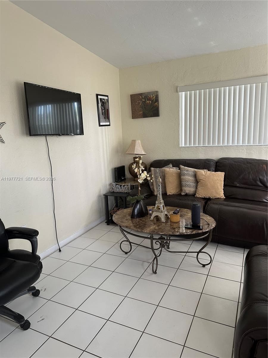 10761 SW 221st St, Miami FL 33170 — 8