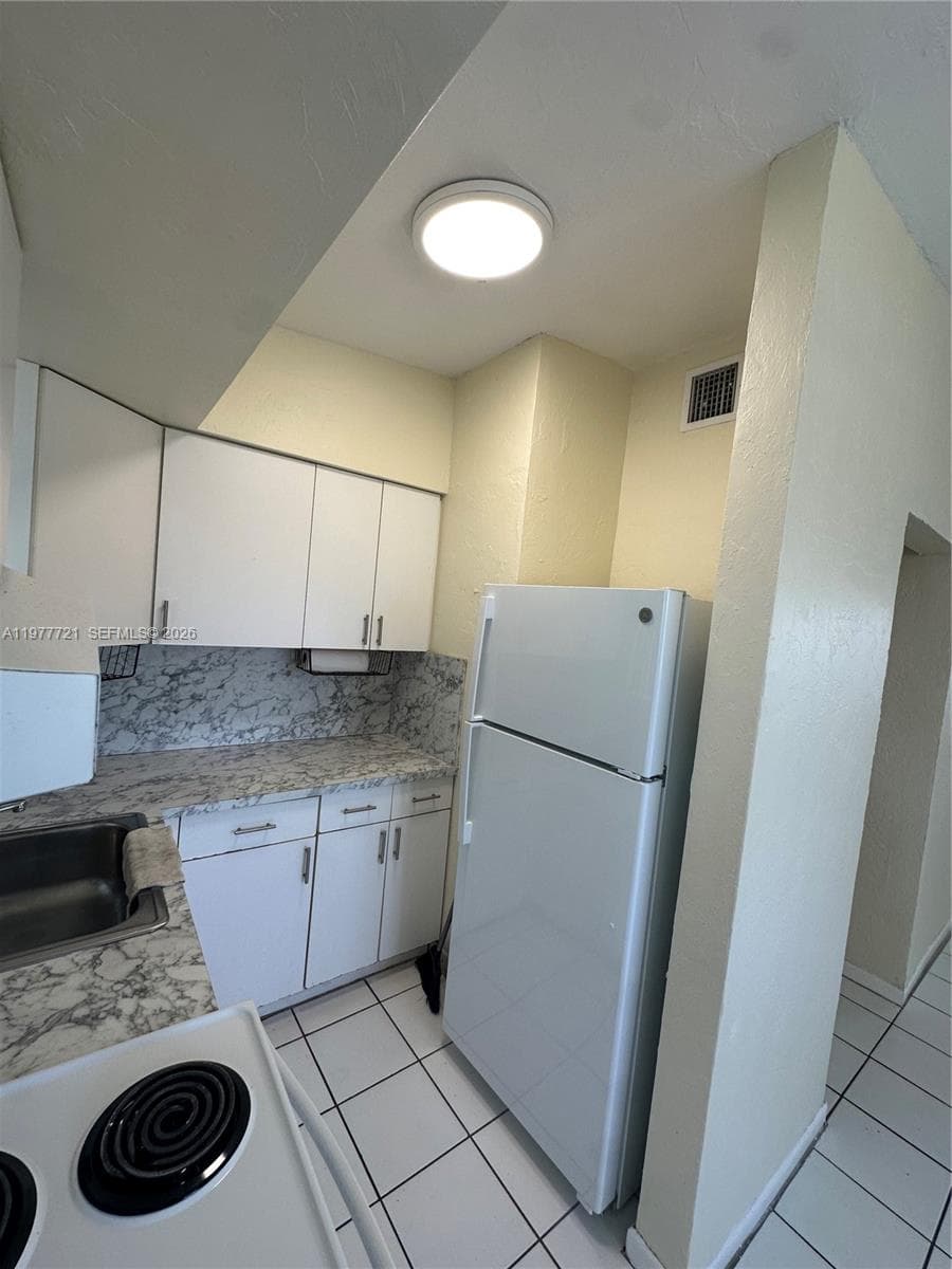 10761 SW 221st St, Miami FL 33170 — 25