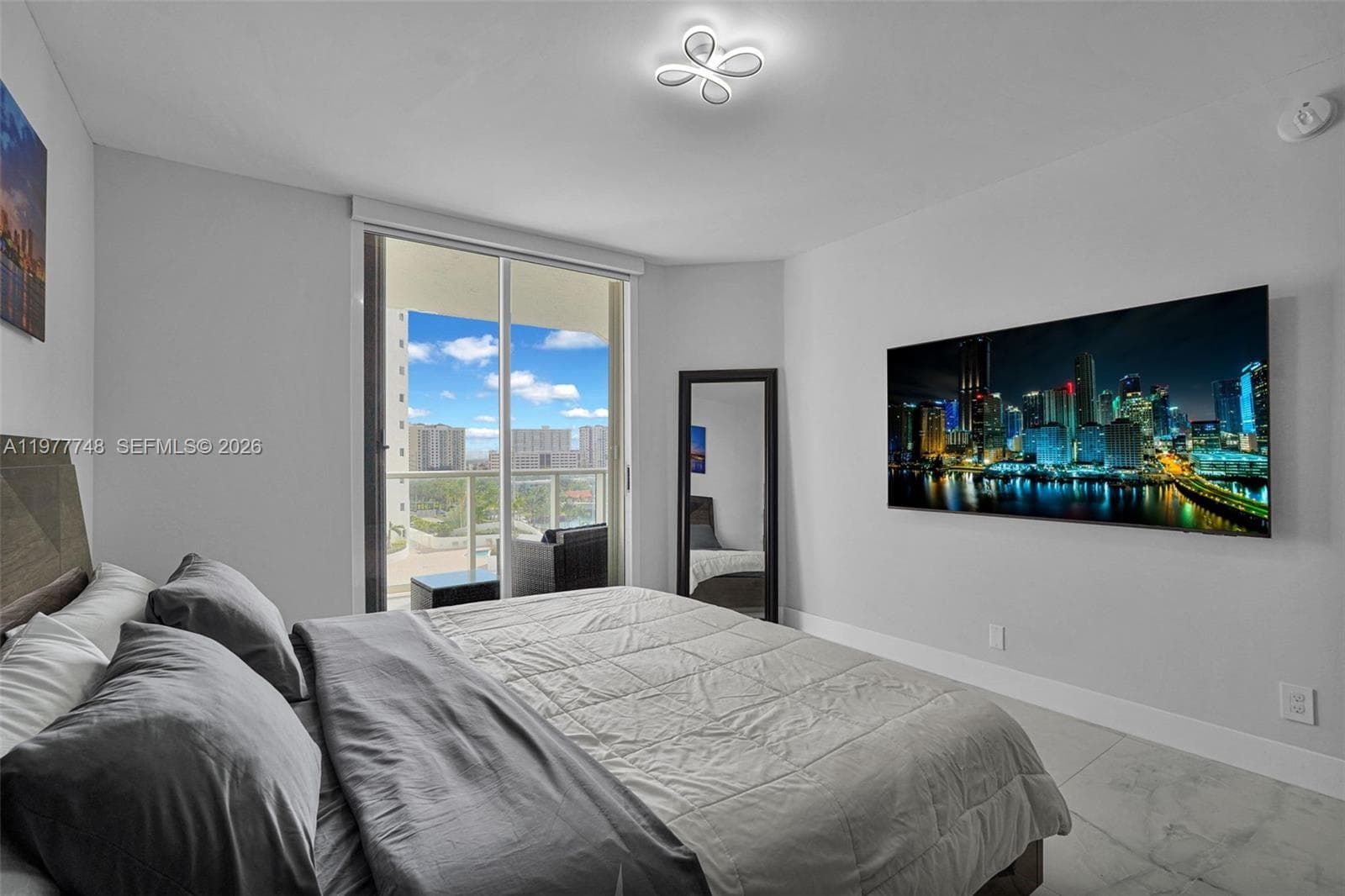 16485 Collins Ave # 738, Sunny Isles Beach FL 33160 — 44