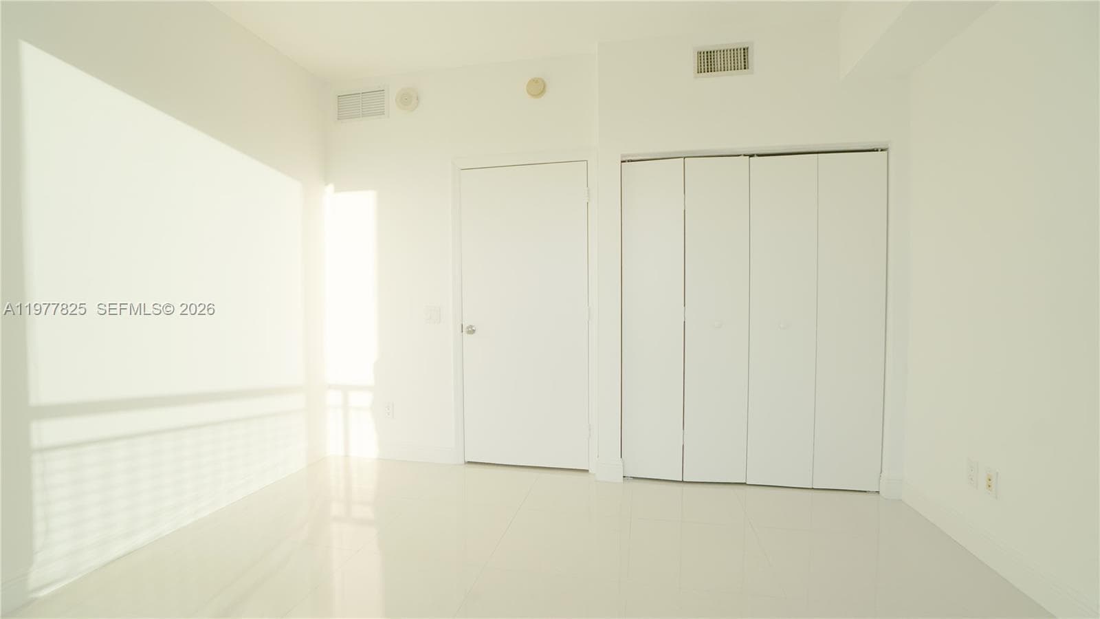 60 SW 13th St # 2215, Miami FL 33130 — 17