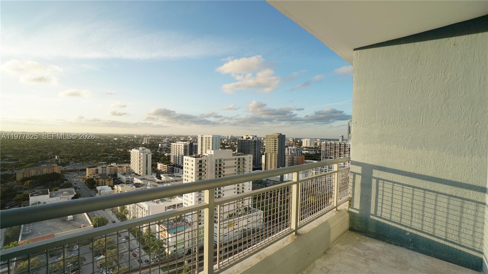 60 SW 13th St # 2215, Miami FL 33130 — 20