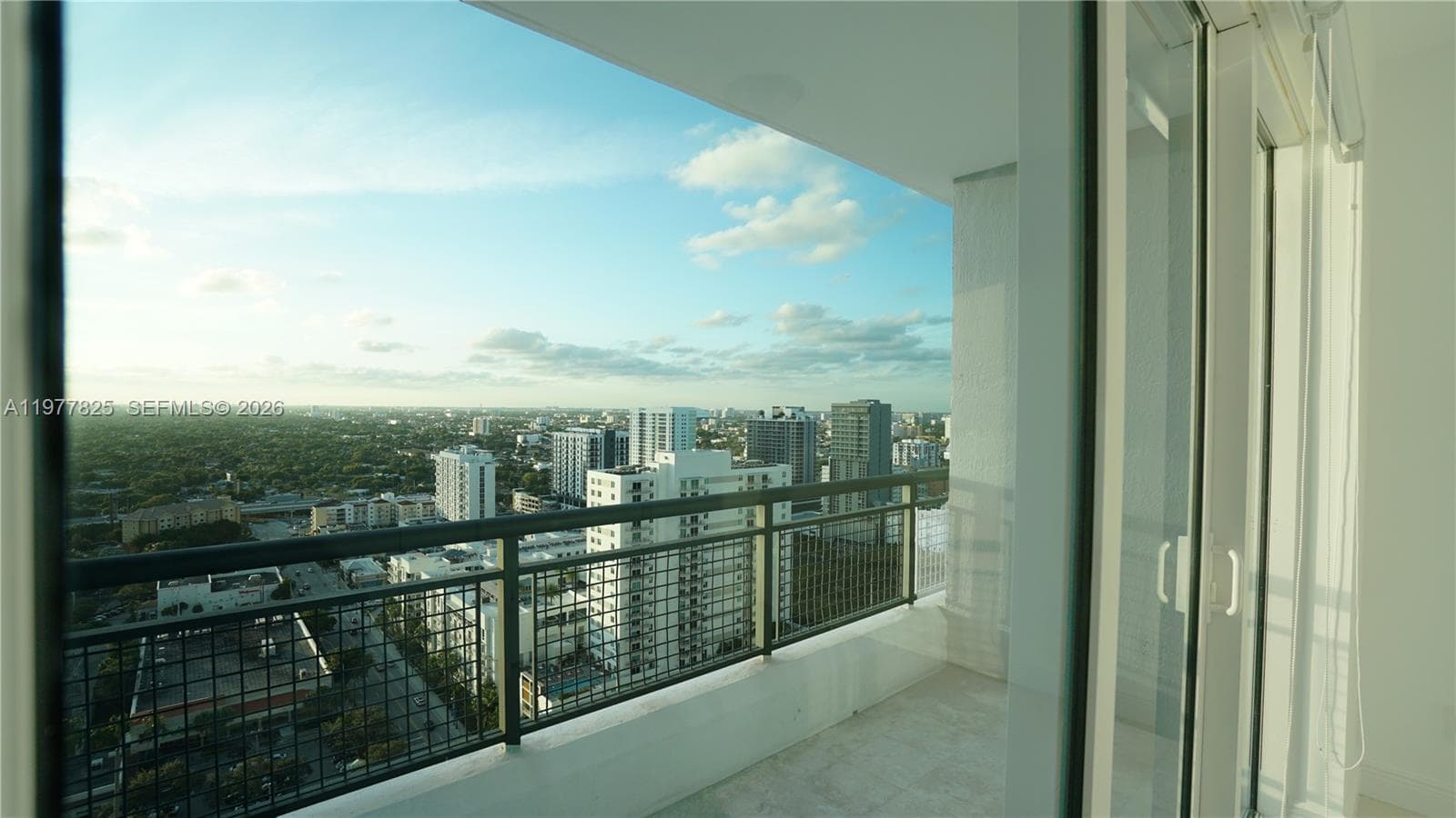60 SW 13th St # 2215, Miami FL 33130 — 21