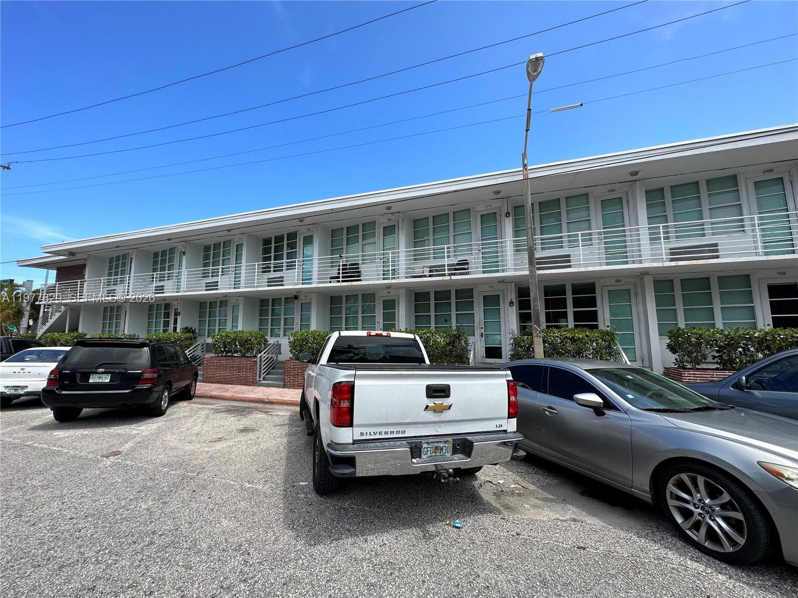 300 74th St # 6, Miami Beach FL 33141 — 1
