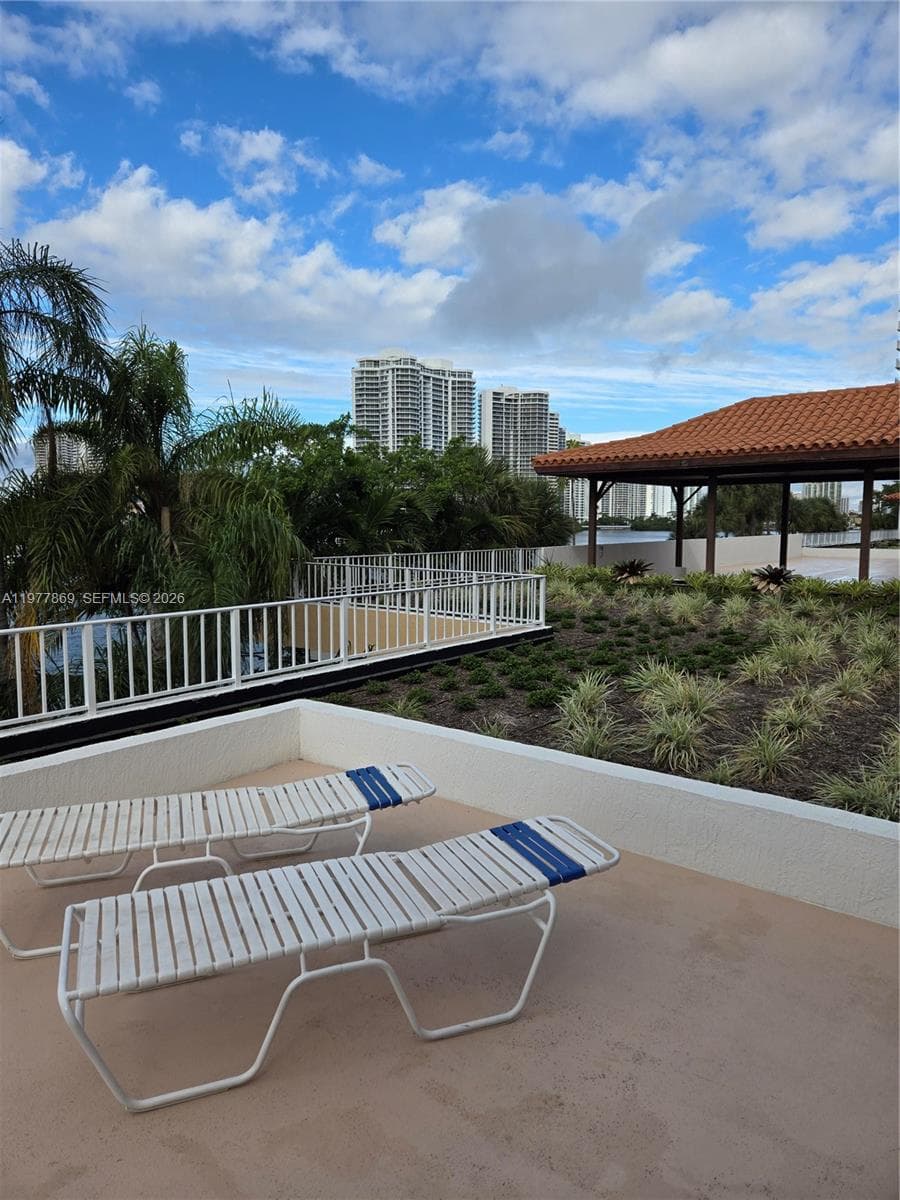 Winston Towers 700 Condo, Sunny Isles Beach, FL — 20