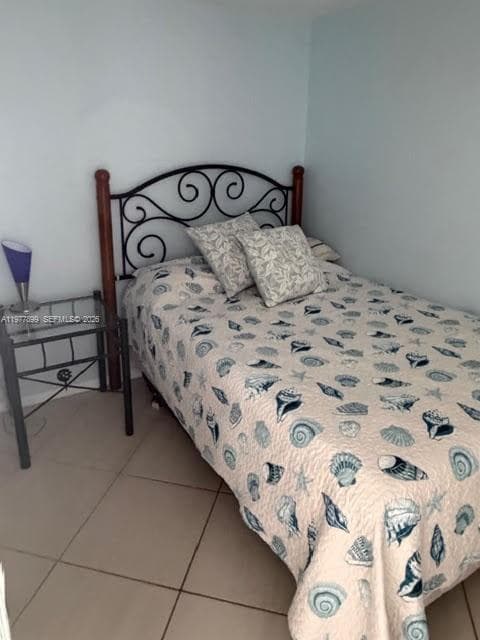 5601 Collins Ave # 505, Miami Beach FL 33140 — 12