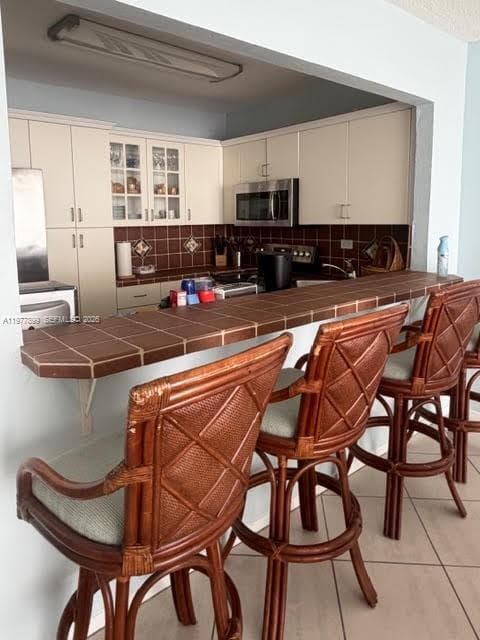 5601 Collins Ave # 505, Miami Beach FL 33140 — 9
