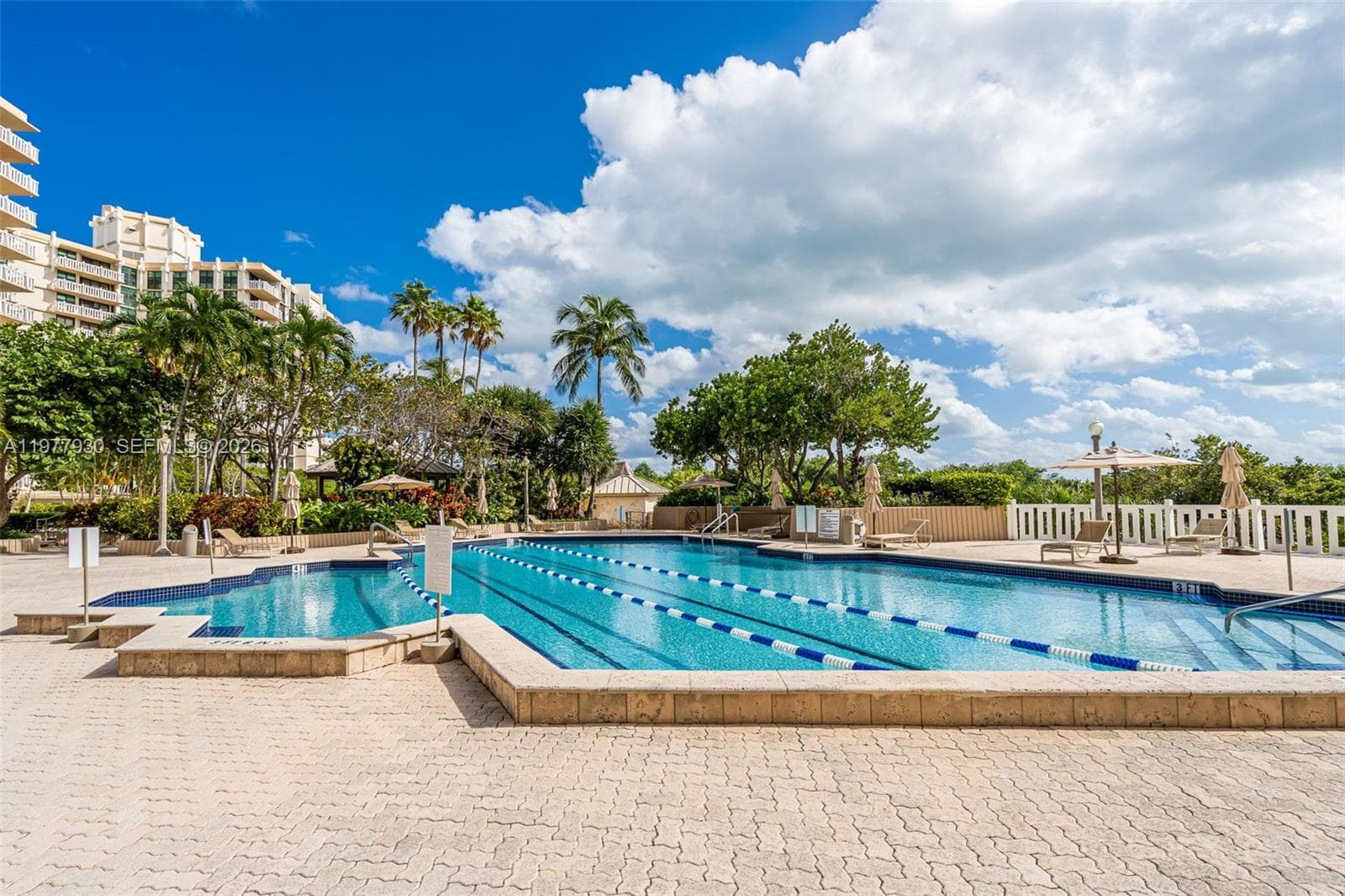 1121 Crandon Blvd # E1203, Key Biscayne FL 33149 — 34