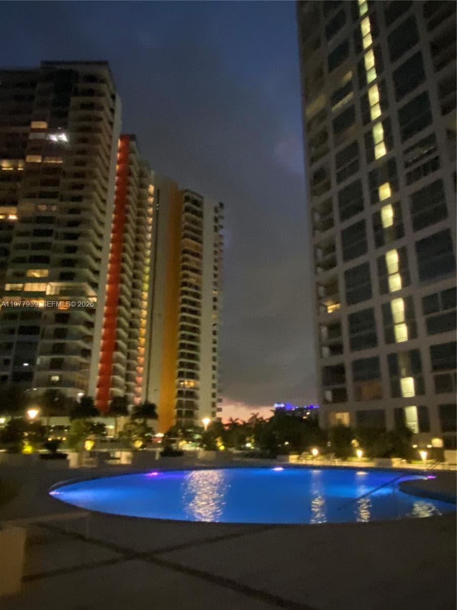 1541 Brickell Ave # B403, Miami FL 33129 — 30
