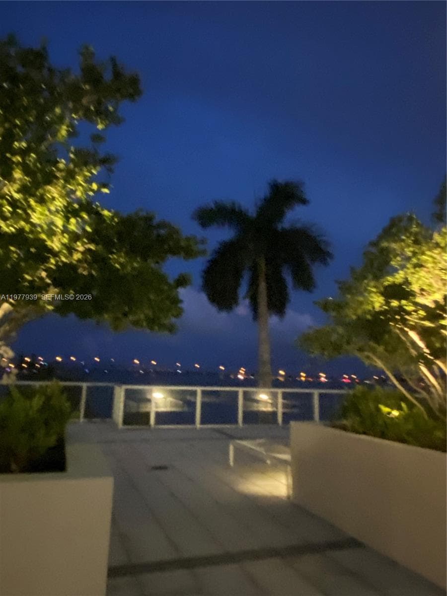 1541 Brickell Ave # B403, Miami FL 33129 — 34