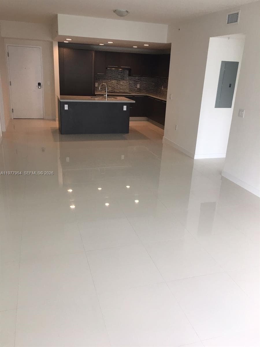 7825 NW 107th Ave # 609, Doral FL 33178 — 6