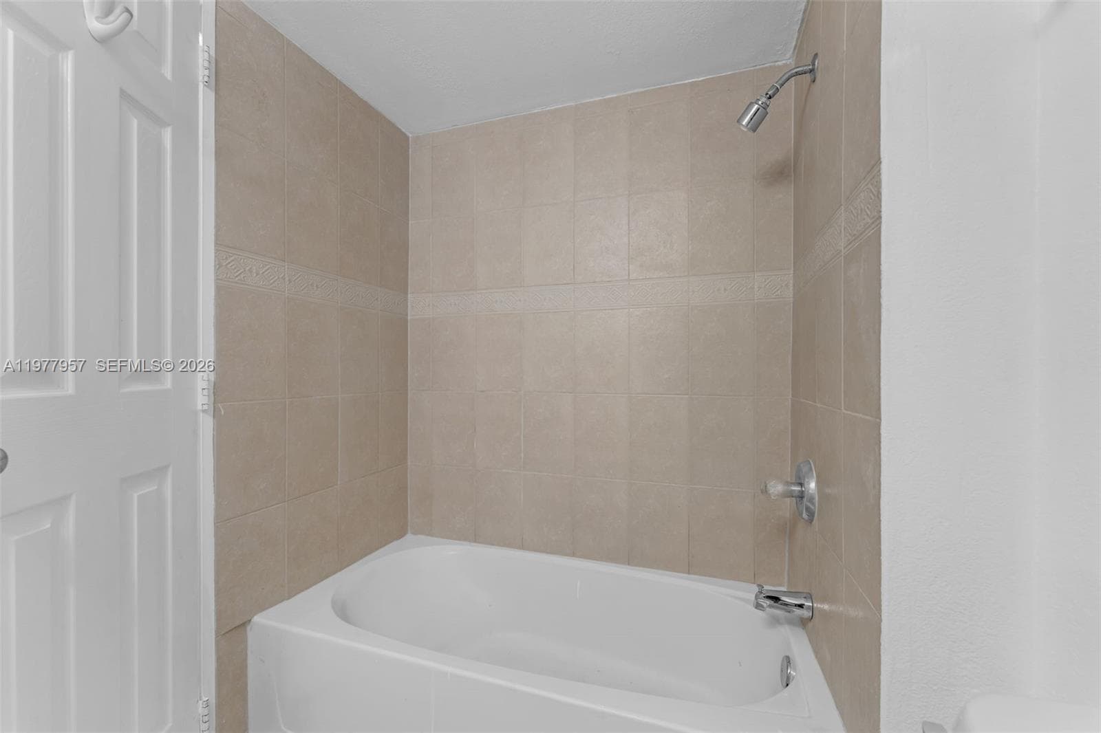 4180 NW 79th Ave # 1D, Doral FL 33166 — 14