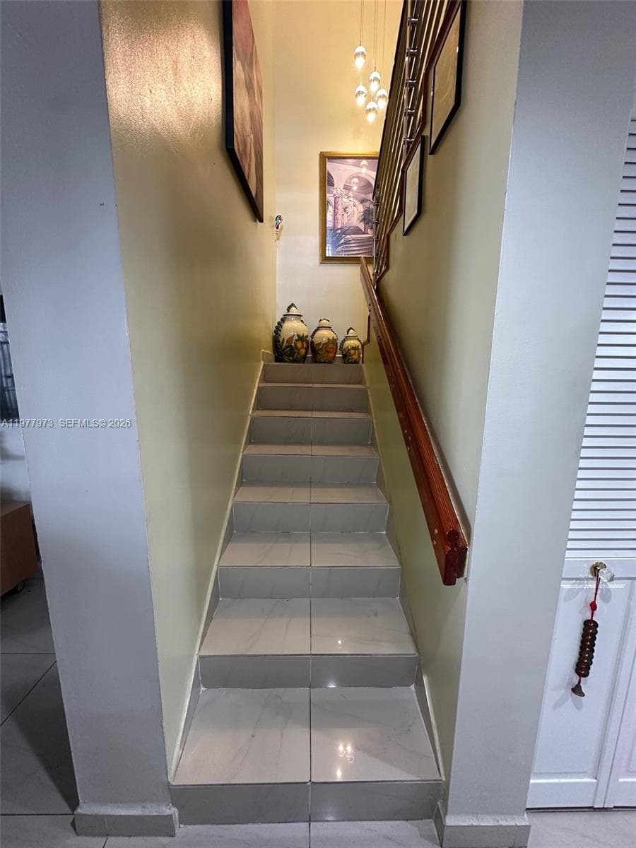 2385 W 69th St # A, Hialeah FL 33016 — 11
