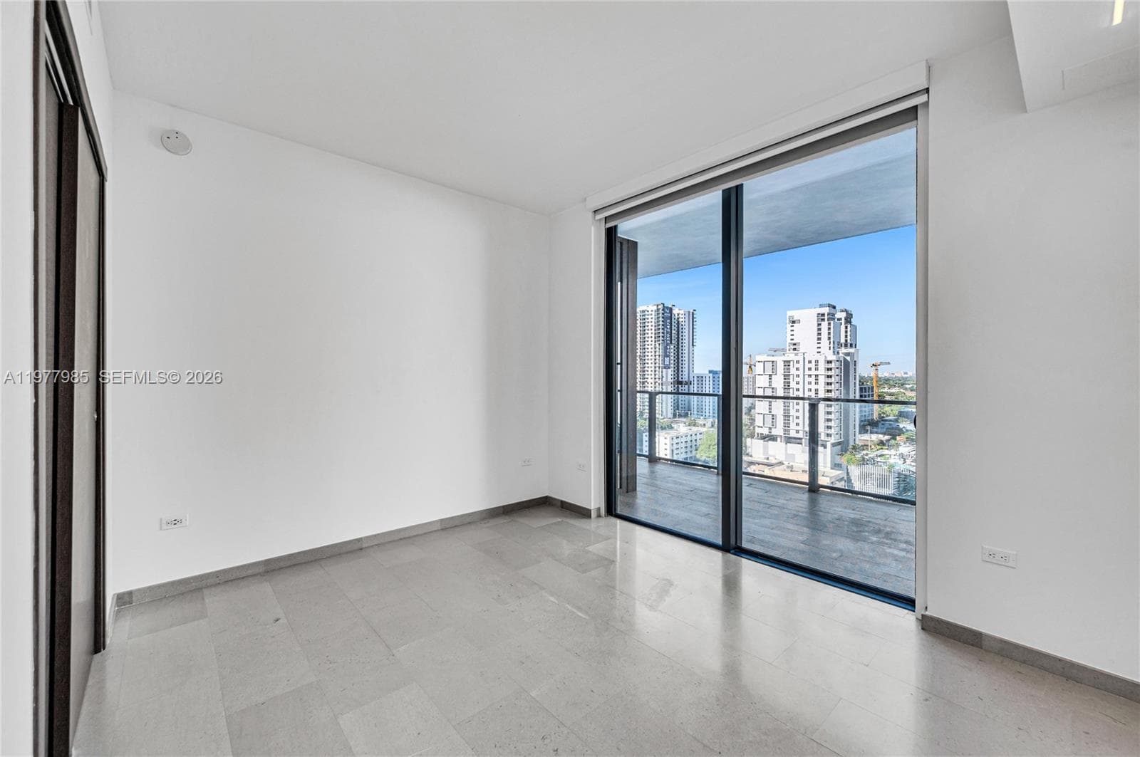 88 SW 7th St # 806, Miami FL 33130 — 42