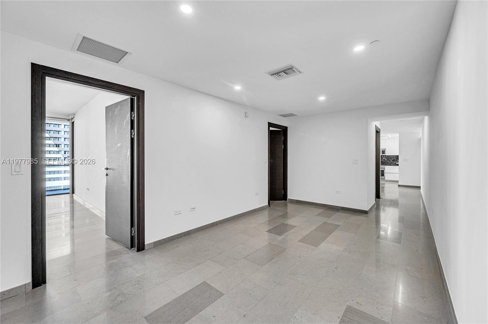88 SW 7th St # 806, Miami FL 33130 — 28