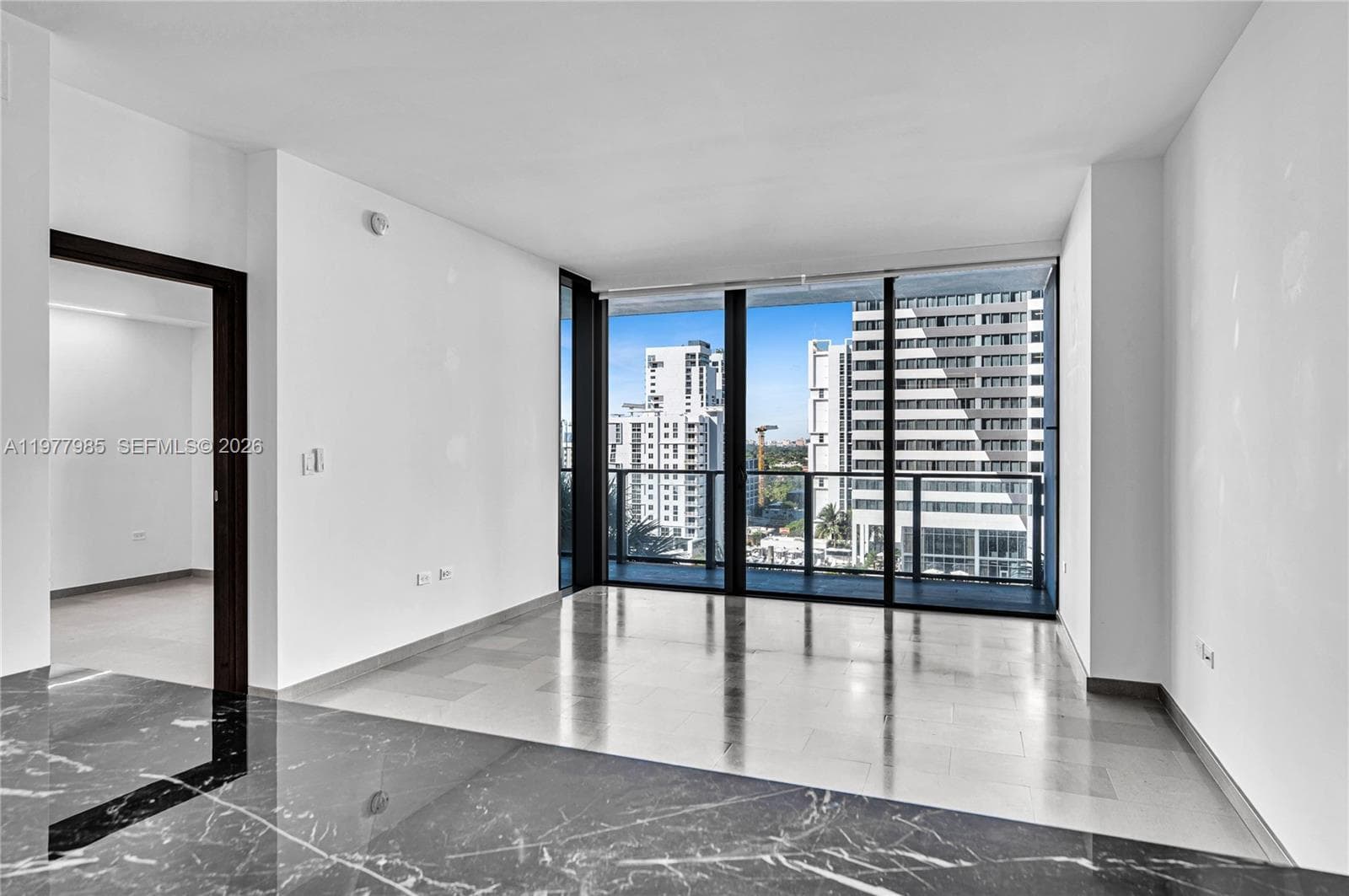88 SW 7th St # 806, Miami FL 33130 — 5
