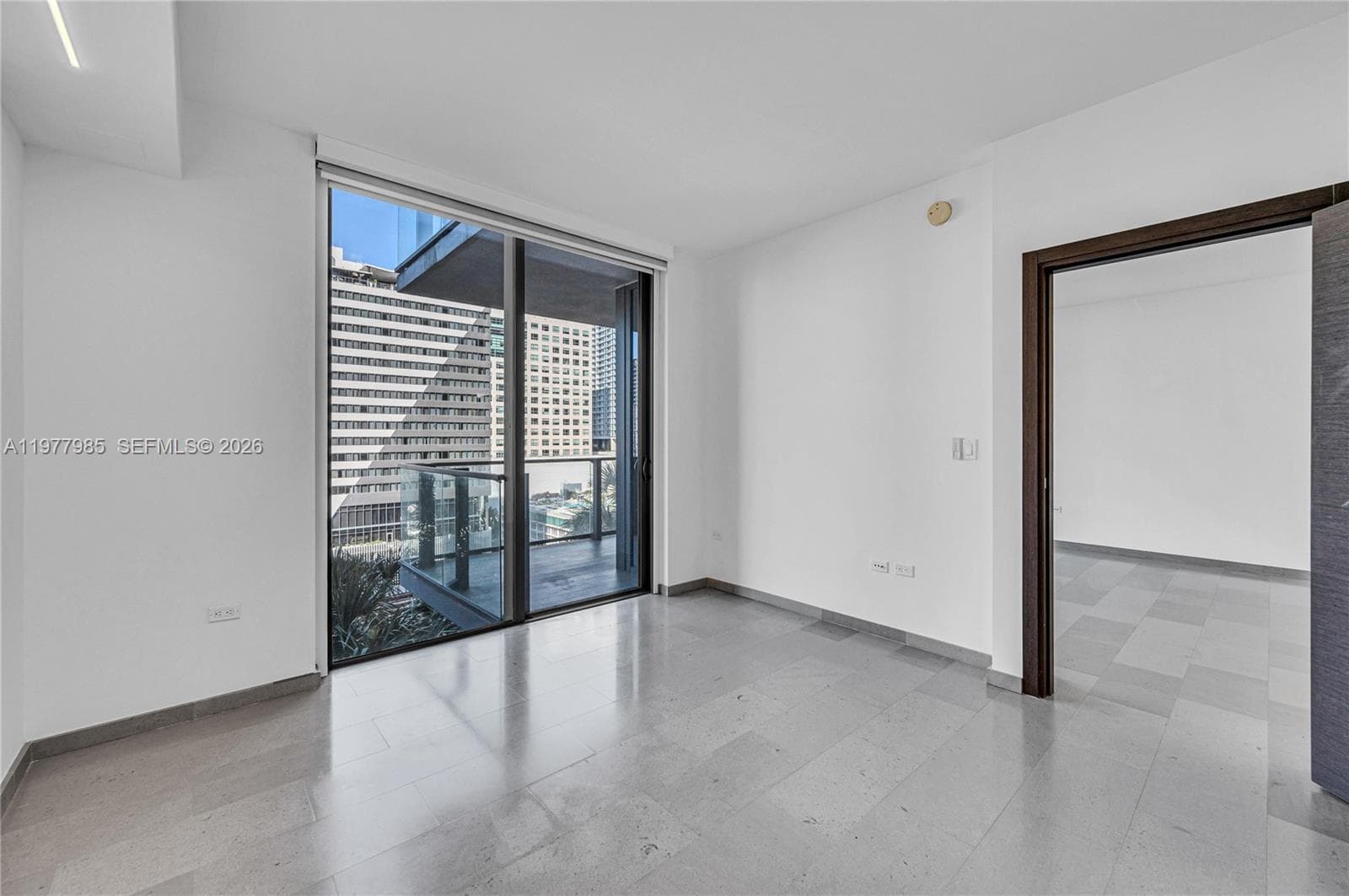 88 SW 7th St # 806, Miami FL 33130 — 24