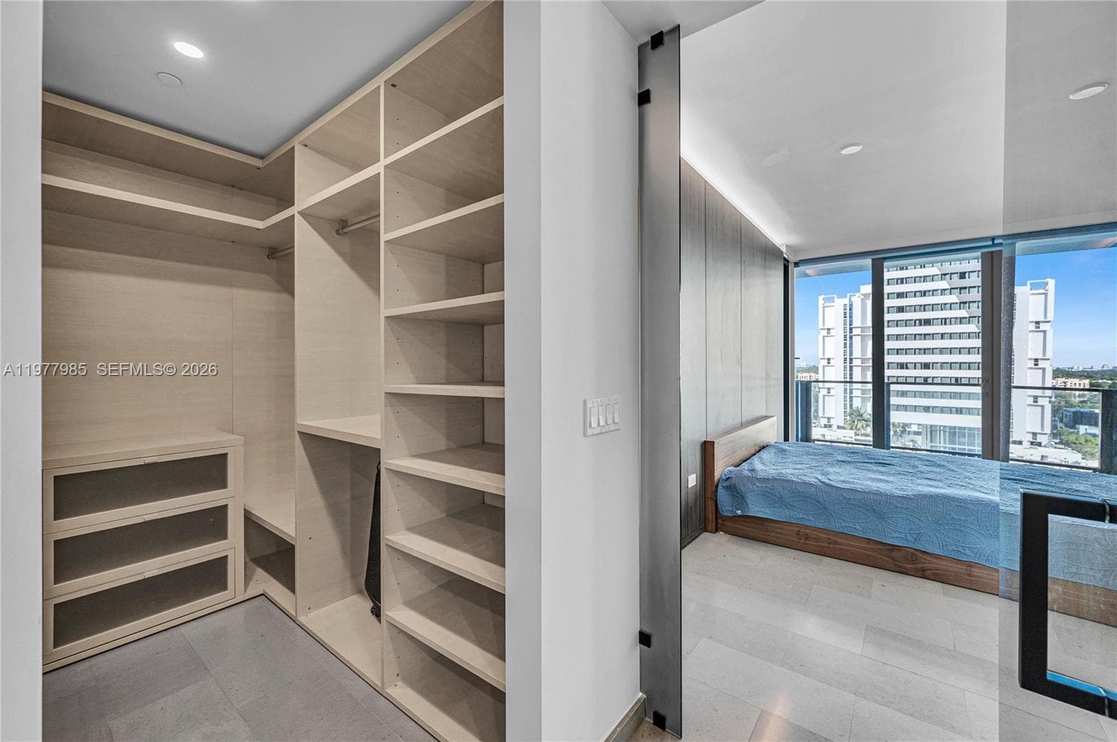 88 SW 7th St # 806, Miami FL 33130 — 41