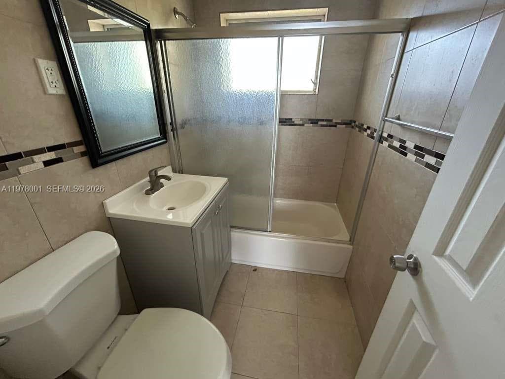 8321 Crespi Blvd # 7, Miami Beach FL 33141 — 7