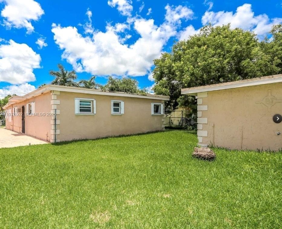 725 SW 12th Ave, Homestead FL 33030 — 2