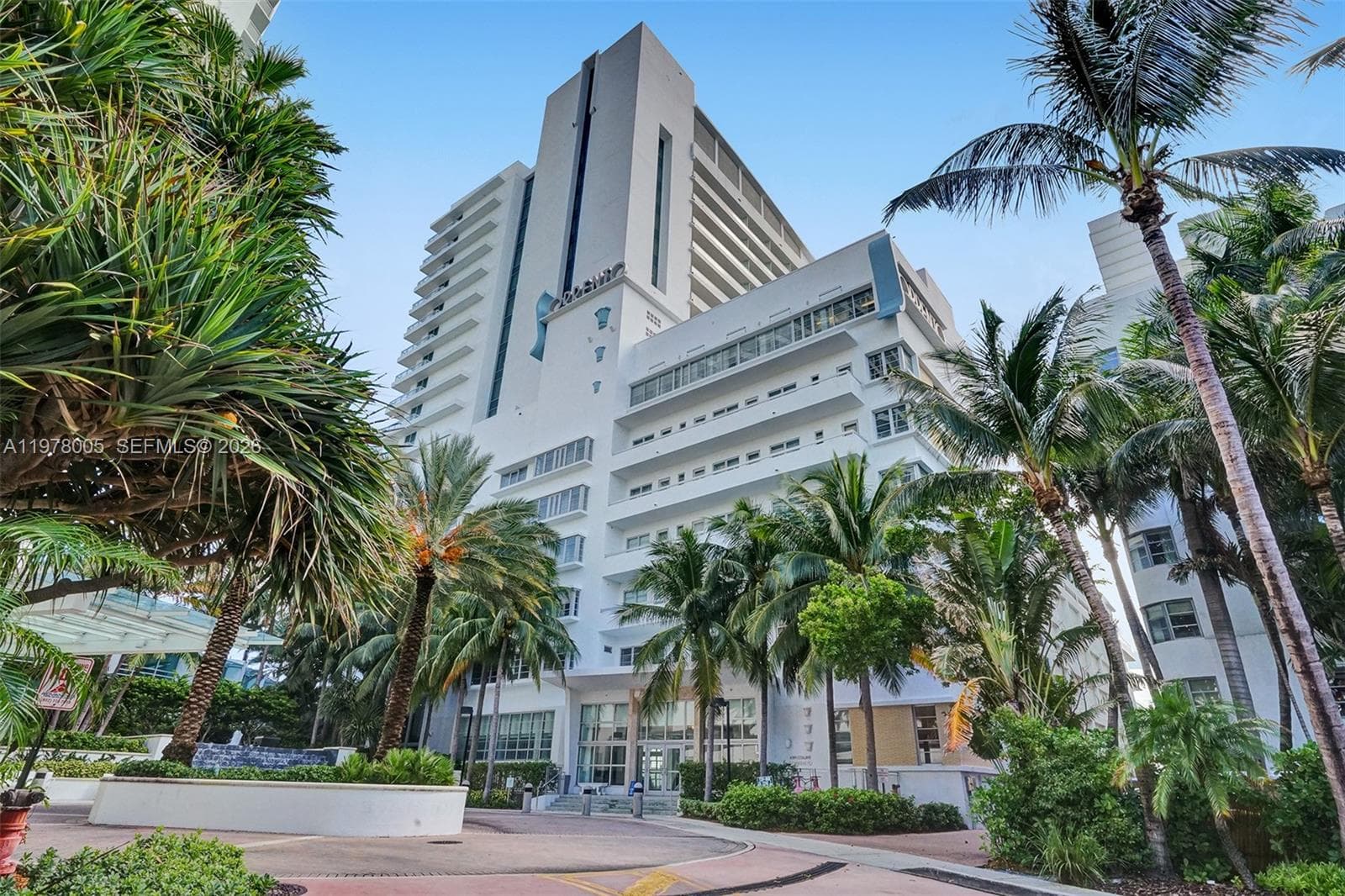 4391 Collins Ave # 412, Miami Beach FL 33140 — 27