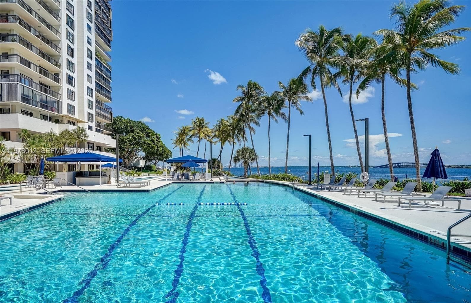 2333 Brickell Ave # 1115, Miami FL 33129 — 23