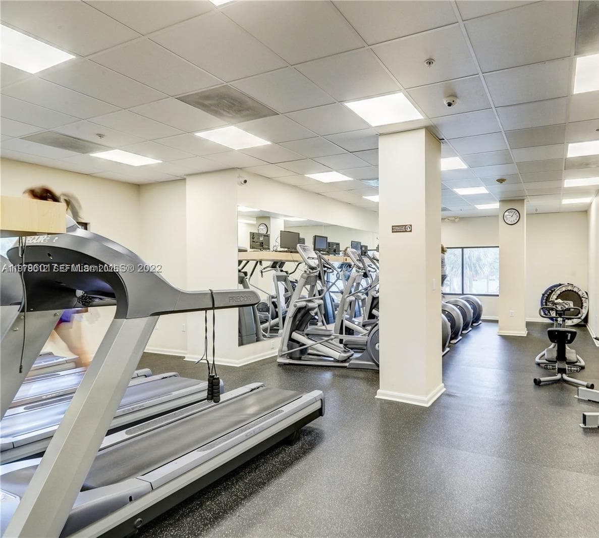 2333 Brickell Ave # 1115, Miami FL 33129 — 27