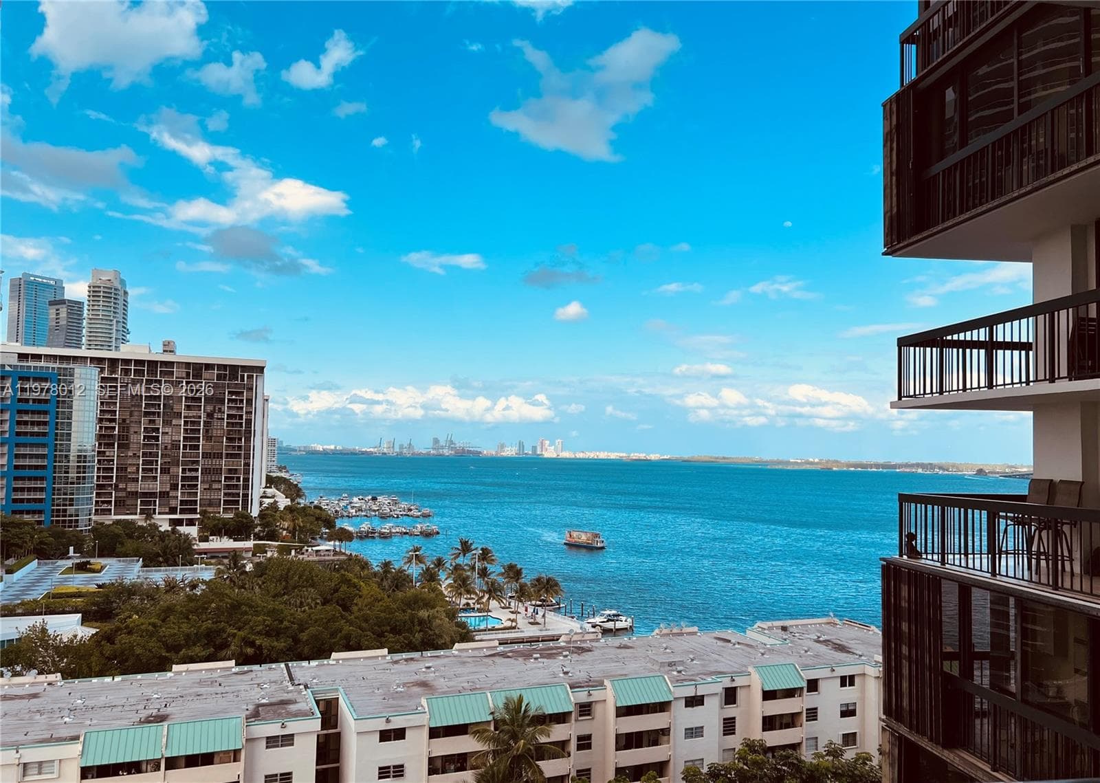 2333 Brickell Ave # 1115, Miami FL 33129 — 17