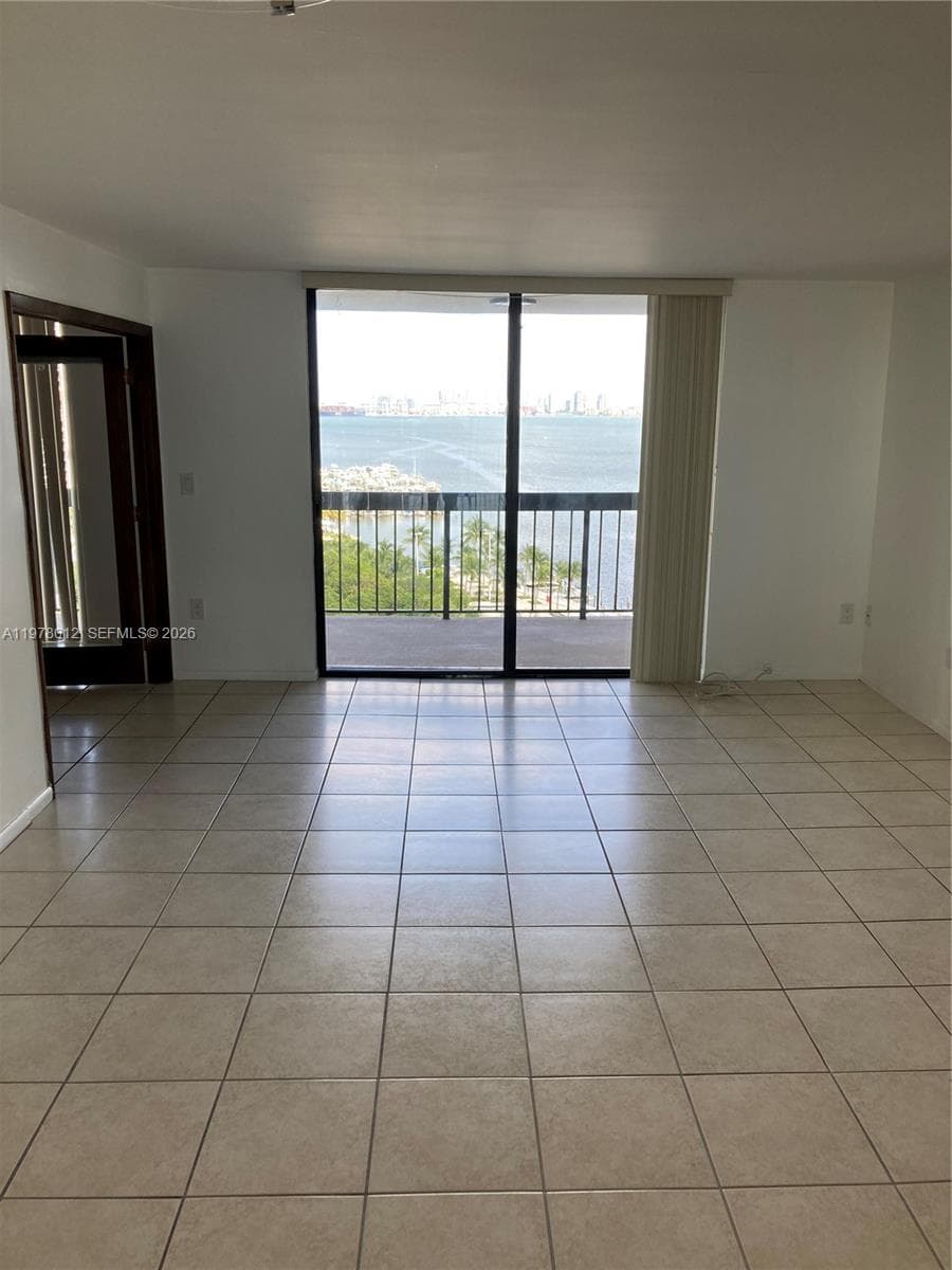 2333 Brickell Ave # 1115, Miami FL 33129 — 5
