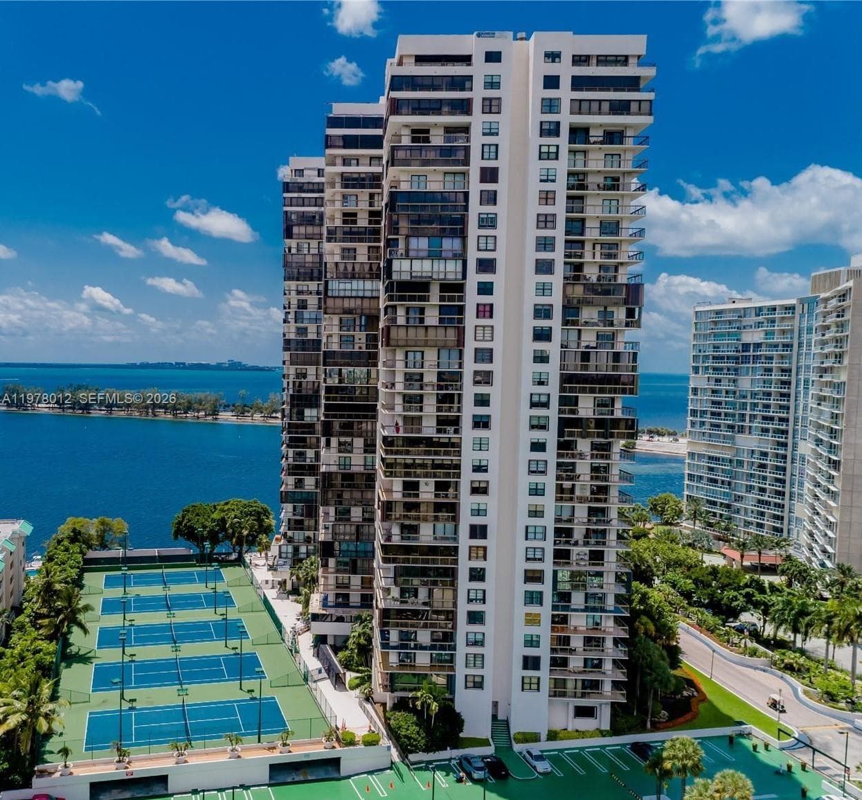 2333 Brickell Ave # 1115, Miami FL 33129 — 20